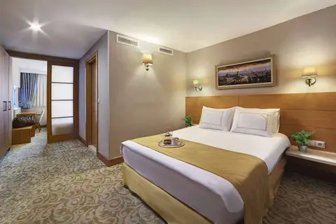 Almina Hotel in Fatih — foto 3