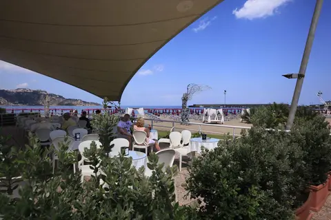 Caesar Palace Hotel in Giardini Naxos — foto 3