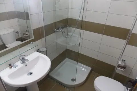 Hotel Alpha in Saranda — foto 11