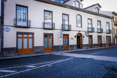 Hotel dos Camoes in Ponta Delgada — foto 2