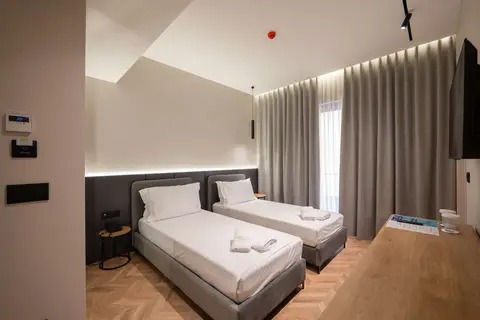 Sasso Hotel in Vlorë — foto 16