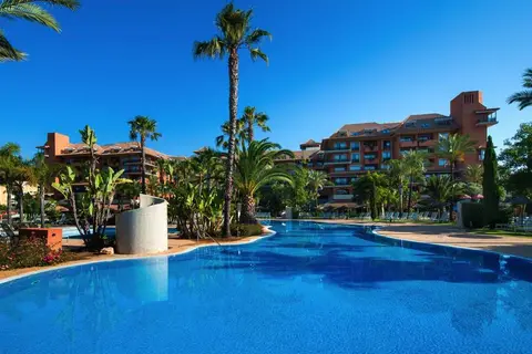 Puerto Antilla Grand Hotel in Lepe