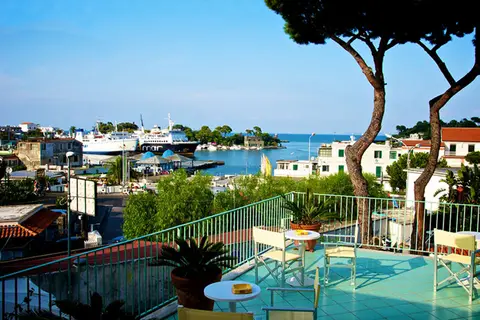 Hotel Villa Ciccio in Ischia — foto 7