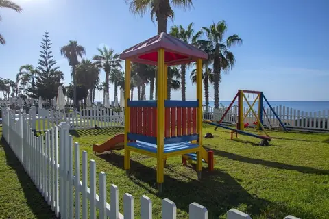 Louis Ledra Beach in Geroskipou — foto 19