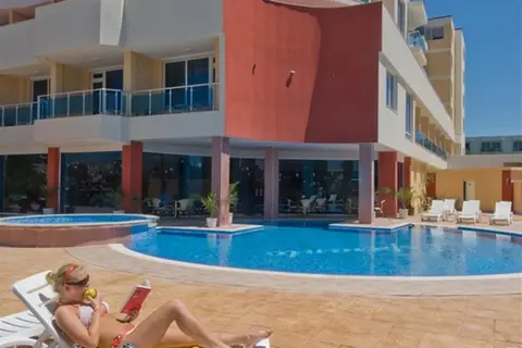 Esperanto Hotel in Несебър