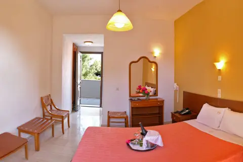 Pasiphae Hotel in Σκάλα Καλλονής — foto 19
