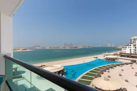 Taj Exotica Resort & Spa The Palm Dubai in Dubai — foto 2