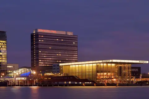 Mövenpick Hotel Amsterdam City Centre in Amsterdam — foto 14