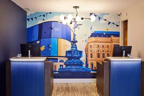 Thistle Piccadilly in Londen — foto 2