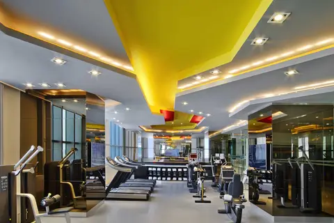 V Hotel Dubai Curio Collection by Hilton in دبي — foto 12