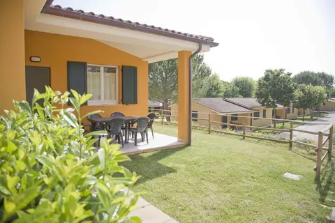 Verde Azzurro Holiday Village in Cingoli — foto 9