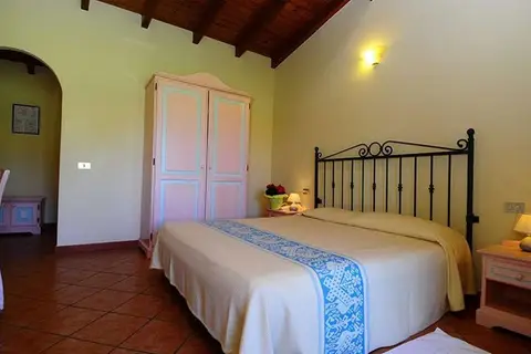 Hotel L'Esagono in San Teodoro — foto 13