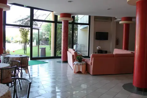 Nettuno in Peschiera del Garda — foto 10