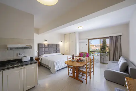 Stephanos Hotel Apartments in Πόλις Χρυσοχούς — foto 18