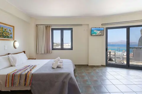 Sunrise Suites in Καλύβες — foto 5