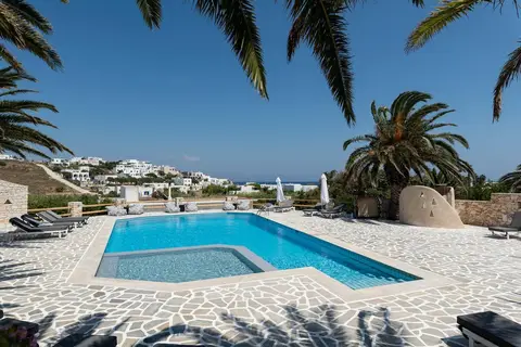 Pnoi Hotel in Πίσω Λιβάδι — foto 6