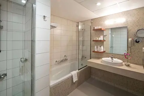 City Seasons Al Hamra Abu Dhabi in الدَّانَةْ — foto 16