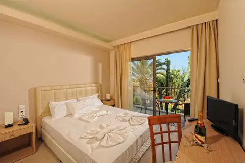 Anissa Oasis Beach in Chersonisos Municipal Unit, foto 17