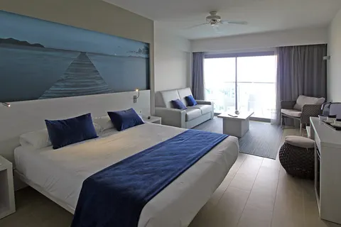 BG Tonga Tower Design Hotel & Suites foto 12