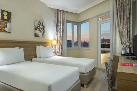 Ramada Resort by Wyndham Lara in Göle — foto 4