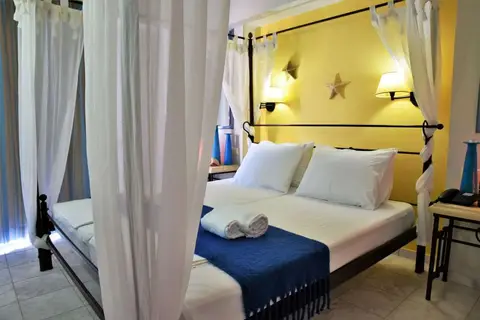 Golden Bay Hotel in Δημοτική Ενότητα Μαλίων — foto 5
