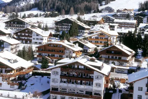 Hotel Astor Suites - logies en ontbijt in Sëlva - Wolkenstein in Gröden - Selva di Val Gardena — foto 18