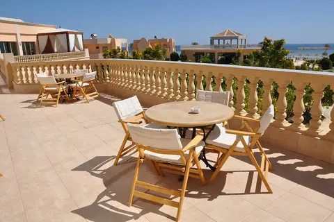 Shoni Bay in مرسى علم — foto 17