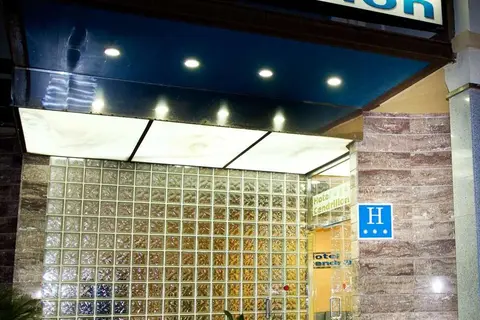 Hotel Monarque Cendrillon in Fuengirola — foto 16