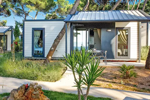 Waterman Beach Village camp & glamping in Supetar — foto 24
