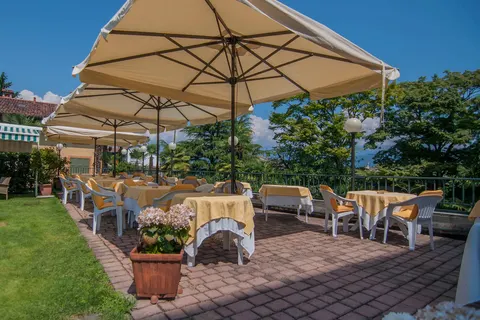 Hotel Flora Stresa foto 2