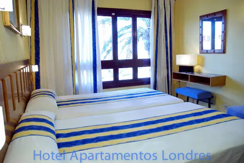 Aparthotel Londres in San Javier — foto 2