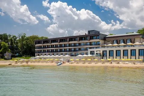 Hvd Nympha Hotel in СПА център Ривиера Бийч — foto 11