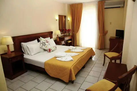 Alexander House Hotel in Gazi Municipal Unit, foto 5