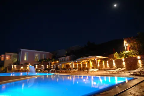 Sun Rise Resort Hotel in Μόλυβος — foto 23