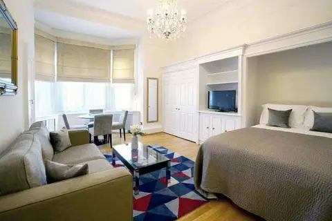 Chesham Court in Londen — foto 7