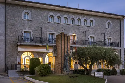 Parador de Vic-Sau in Vic — foto 17