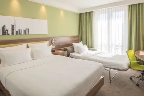 Hampton by Hilton Hamburg City Centre in Hamburg — foto 18