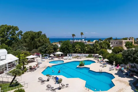 Fly & Go Happy Days Hotel foto 3