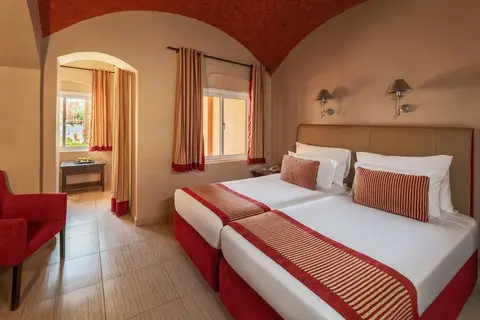 Jaz Makadi Oasis Resort in Pool Bar und Restaurant, foto 4