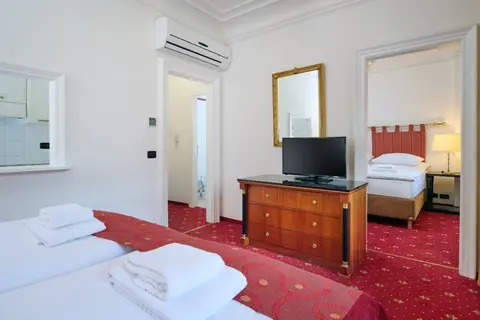 Hotel Bologna in Praag — foto 19