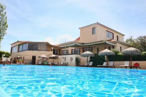 Belvedere Lesvos Aeolis Hotel in Μόλυβος