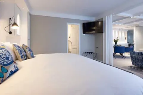 Golden Tulip Hotel Central foto 13