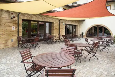 Budapest Airport Hotel Stacio Wellness & Conf in Vecsés — foto 5