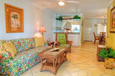 Barefoot Beach Resort in Gilford — foto 10