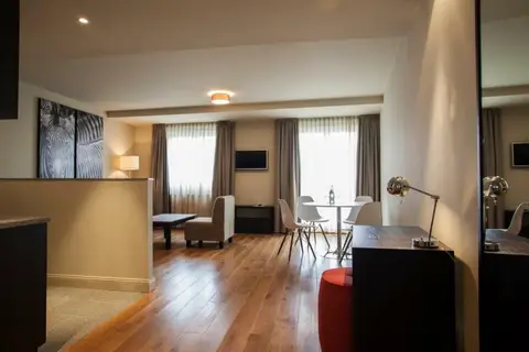mondrian suites berlin checkpoint charlie in Berlijn — foto 18
