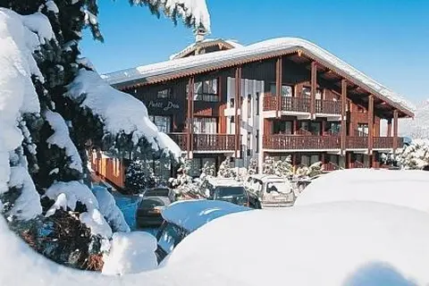 Hotel Le Petit Dru in Morzine — foto 13