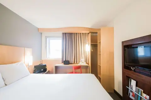 ibis London Heathrow Airport Hotel in Londen — foto 28