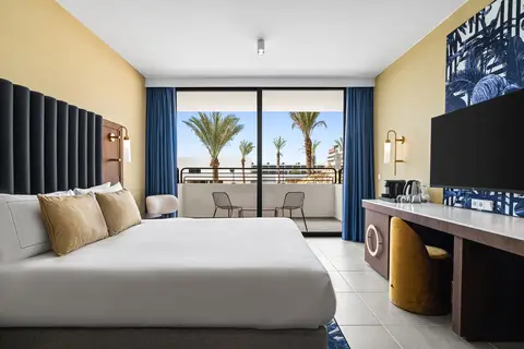 The Rif at Mangrove Beach Corendon Curacao All-Inclusive, Curio by Hilton in Willemstad — foto 14