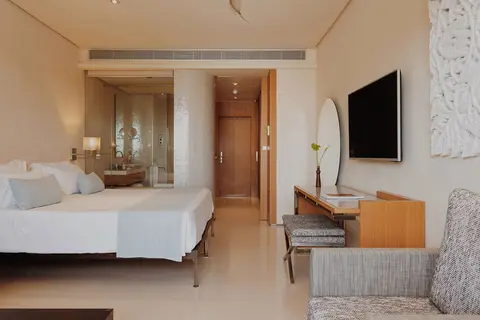 Aguas de Ibiza Grand Luxe Hotel in Santa Eulària des Riu — foto 7