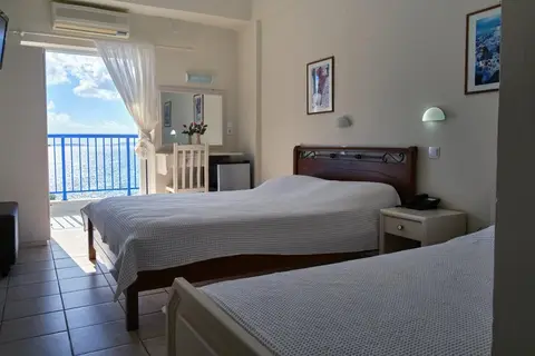 Golden Sun Hotel in Finikoundas — foto 24